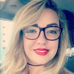 Meet your Posher, Tiffany